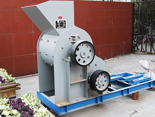 ú�������