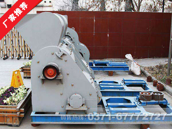 ú�������