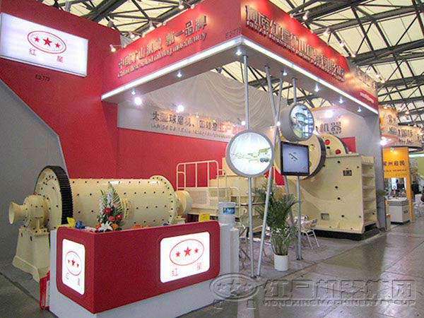 �����첩��ĥ��չ��