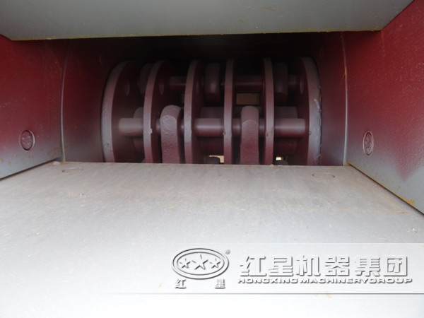 �̿�ʯ������ڲ�ϸ��