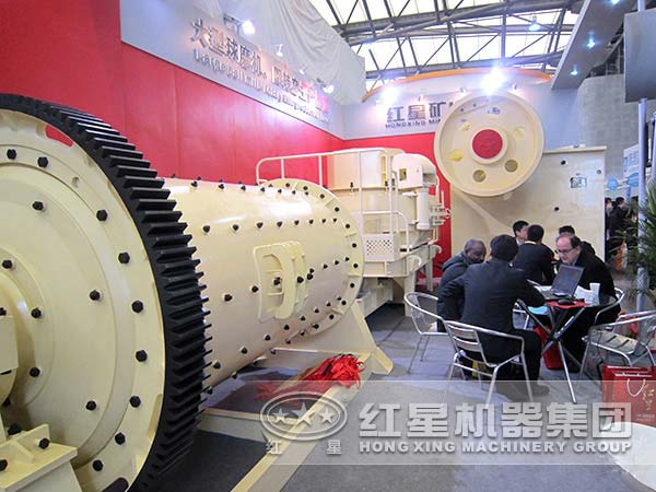 �첩��������ĥ������չ���ֳ�