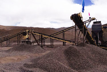 ���Ͻ���β��ʯ���������߰���