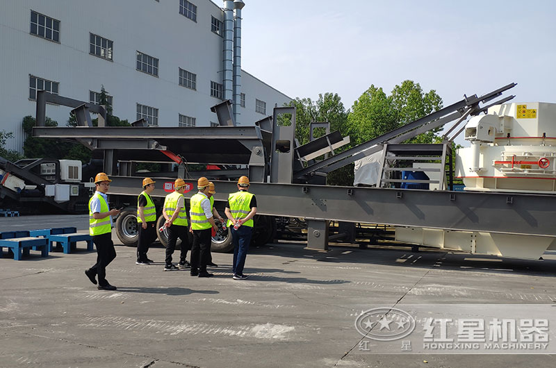 客户来厂考察设备 客户来厂考察设备