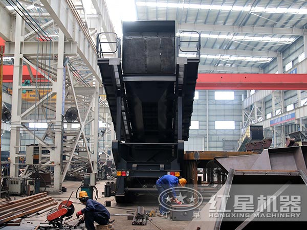 �ƶ�Բ׶�����������������