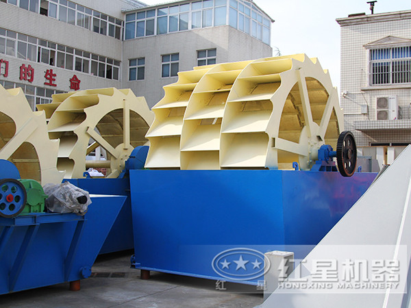 ��Ҷ��ʽϴɰ��