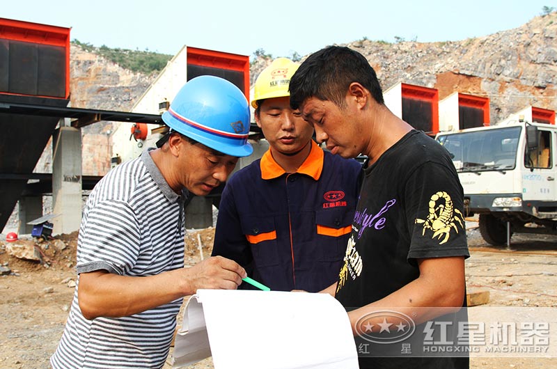 �첩������Ա����ʵ�ؿ���