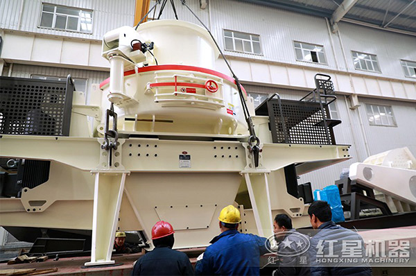 �첩������Ա������װ����