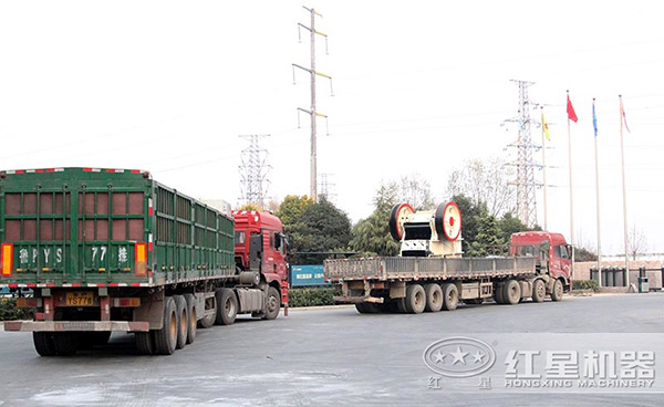 �첩����ʯ�ϵĶ�ʽ��ʯ���������鳡��