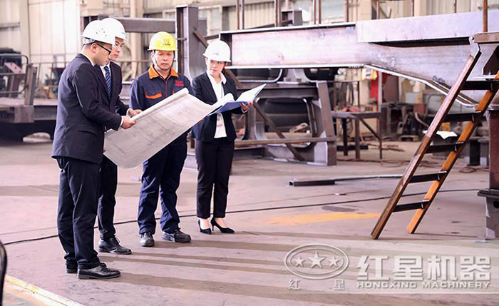 �첩������������Ϊ�û���ƴ�ɰ������������