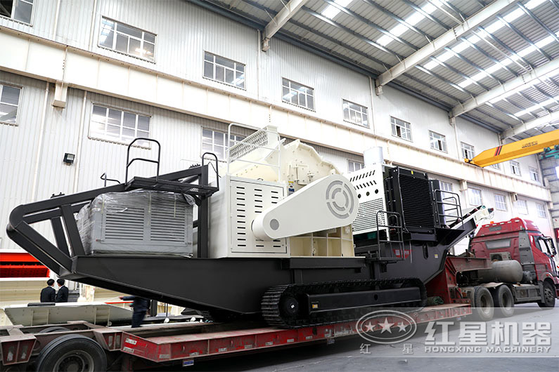 ɽ����һ�ƶ�����ʯ��ɰ��װ����������������ҹ��