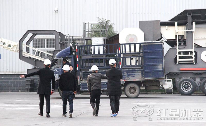 ����������ͬ�û��ι��첩�ƶ�ʽ�����ɳ��