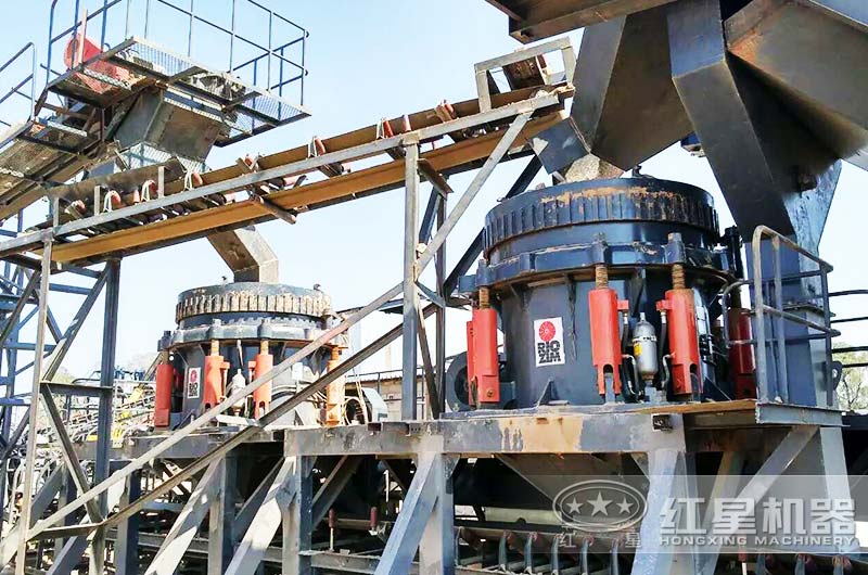 Բ׶�ƴ�ʯ�ӻ�