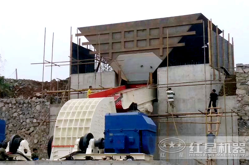 ���ʹ�ʽ��ʯͷ����װ�ֳ�