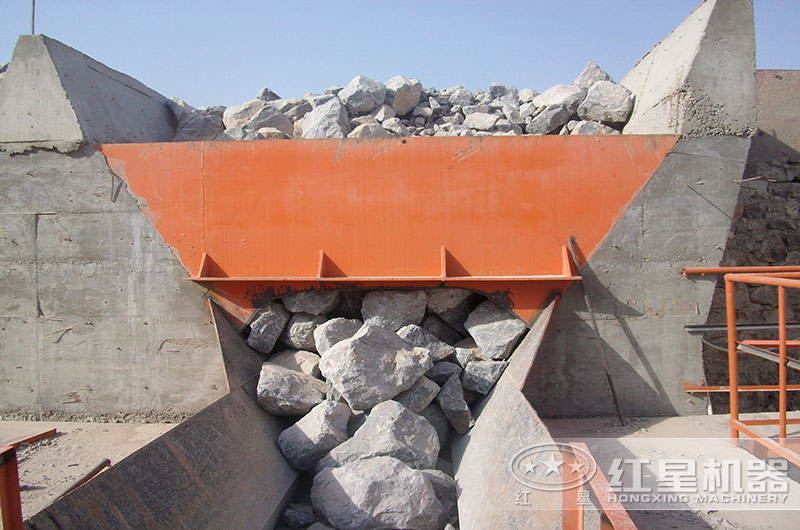 �ղ�1�򷽵�ʯ�Ӽӹ�����Ҫ���ü�̨����ͺŵ���ƻ���